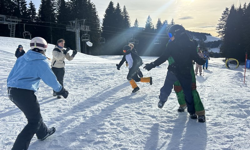 projects/banner_images/1754306644/1754306644/Ski.png