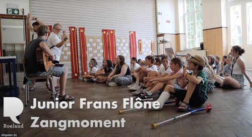 Junior-FR-Flone-zangmoment